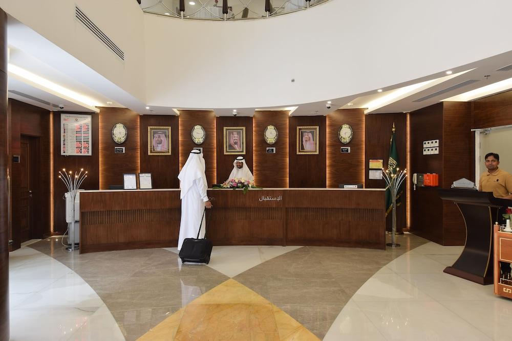 Rove Jeddah Hotel - Lobby