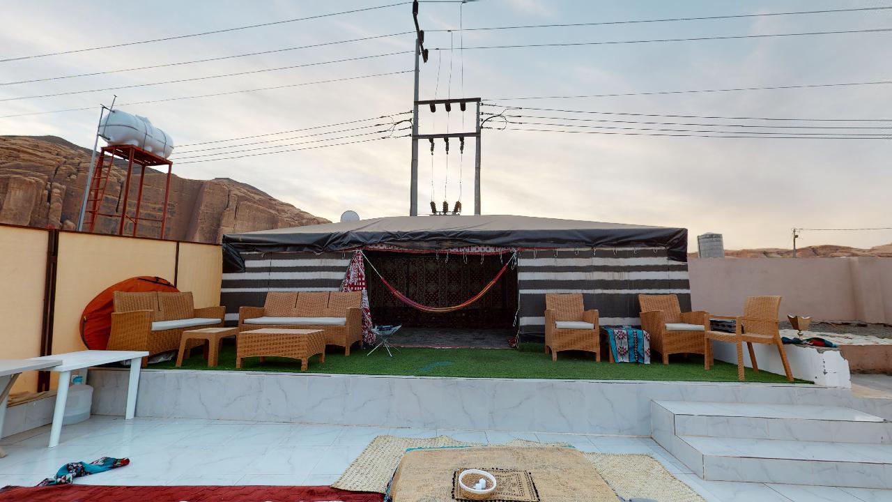Comfy Chalet with Shared Pool | 842 Shared Bayt shair tent