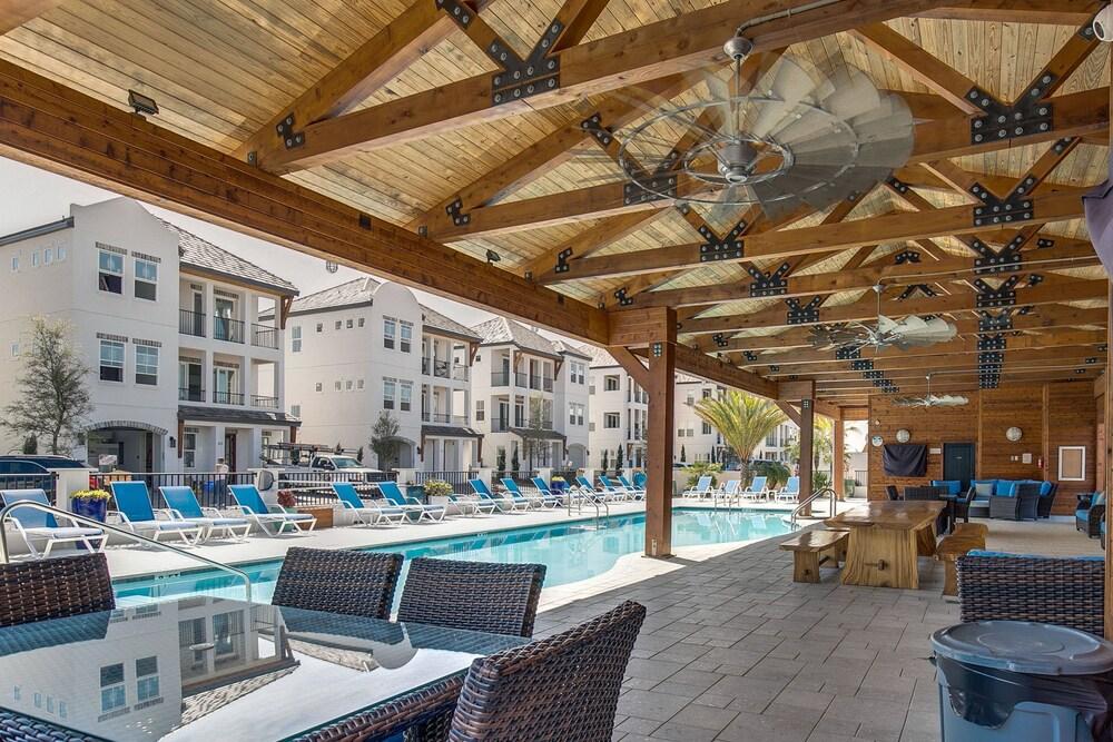 Captain B's Retreat by Destin Getaways