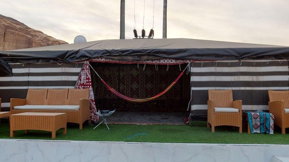 Comfy Chalet with Shared Pool | 840 Shared Bayt shair tent