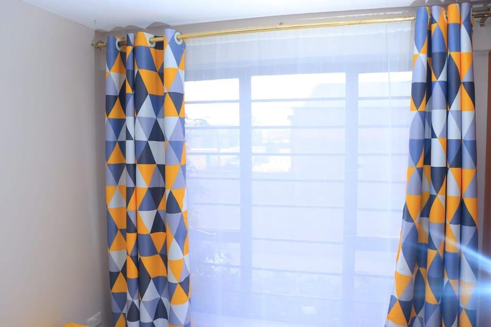 Impeccable 1-bed Apartment in Nairobi Interior