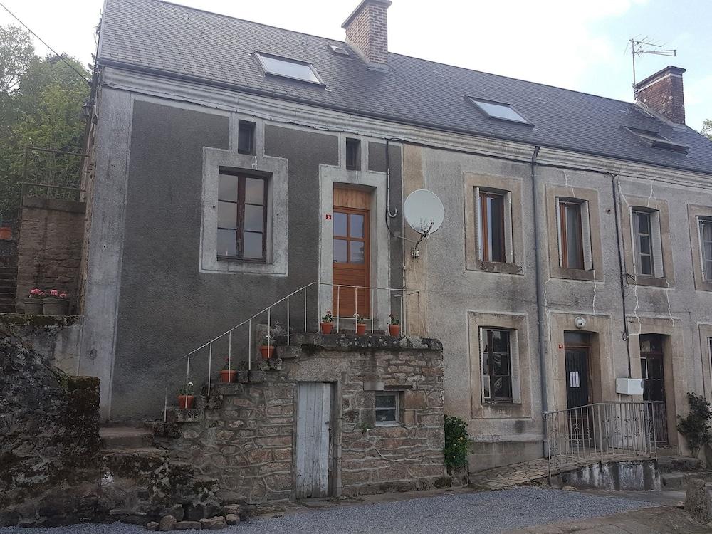 Vue de Vallée Chambres D'hôtes et Gîte Exterior