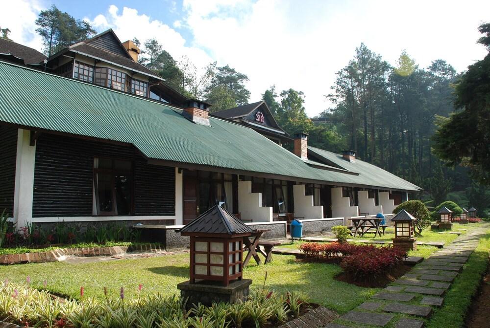 Puncak Pass Resort Property Grounds