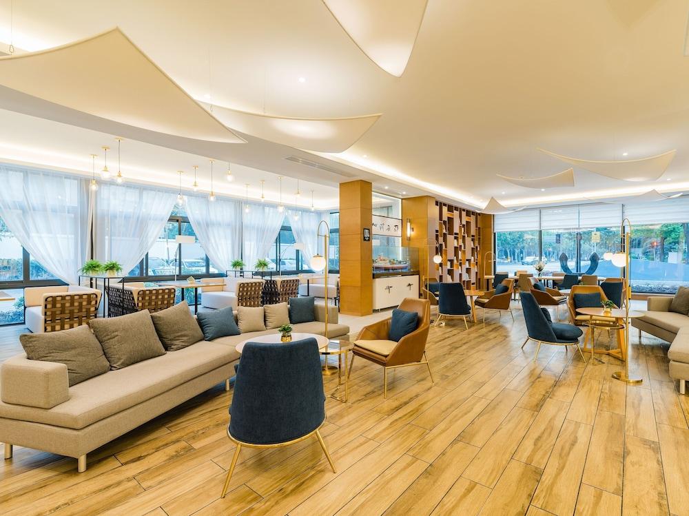 أتور هوتل هاي تيك زون تشانغجياكو