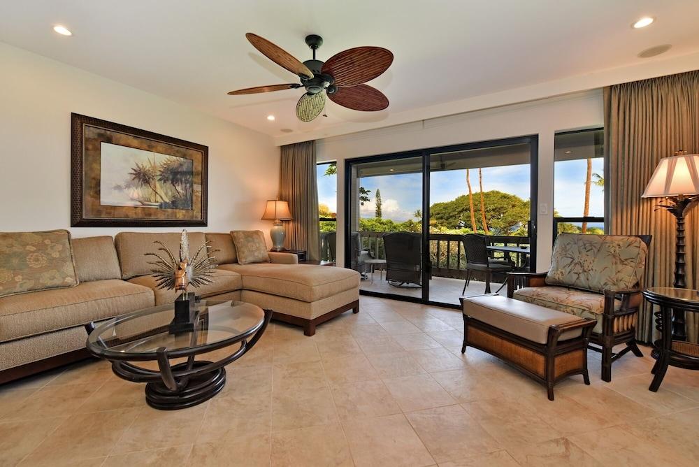 Kaanapali Plantation #52 2 Bedroom Condo by RedAwning