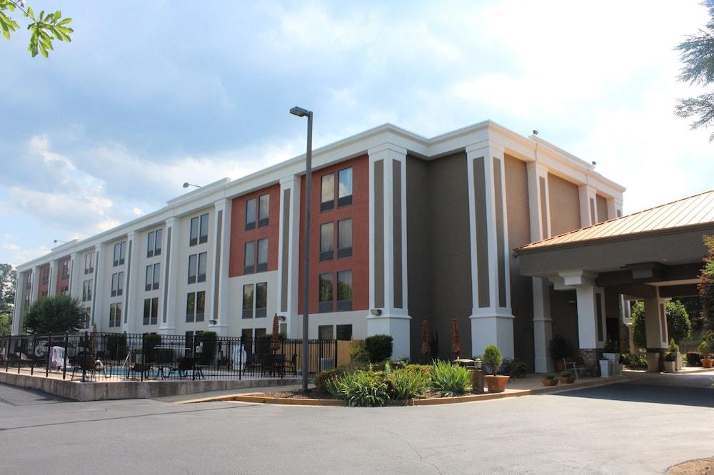 Holiday Inn Express Forsyth by IHG Exterior