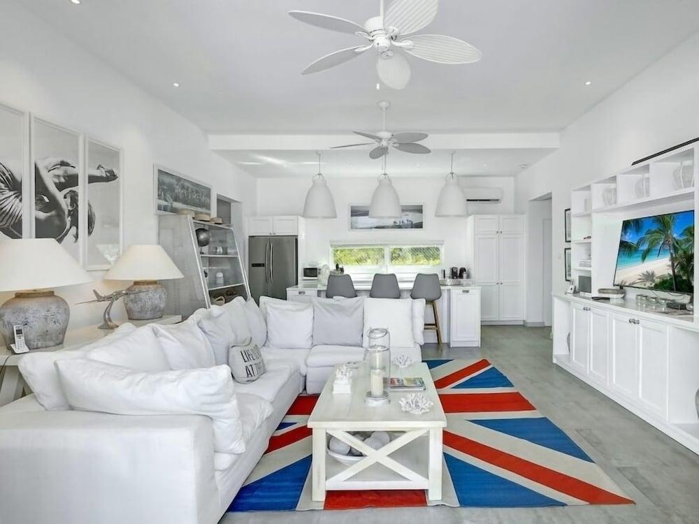 فيلا فوت برينتس كوتيدج