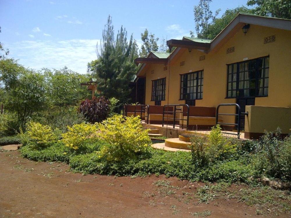 Octagon Lodge Exterior