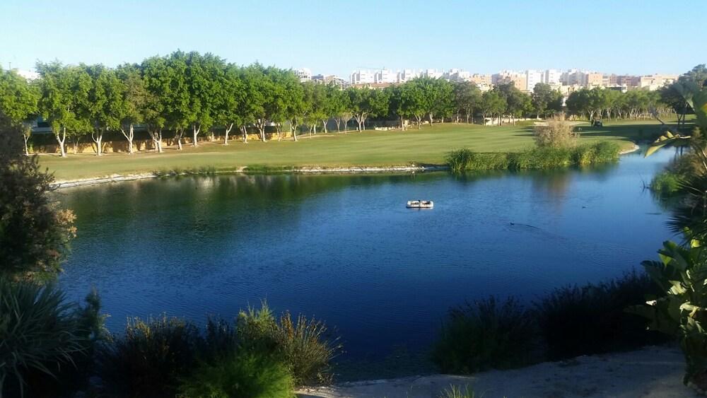 كازا كامبو دي جولف دي بلايا دي سان خوان المنطقة الخارجية