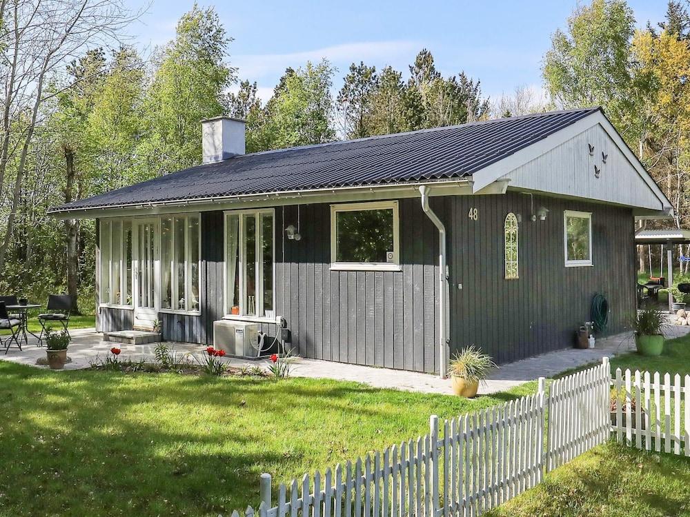 4 Person Holiday Home in Logstor