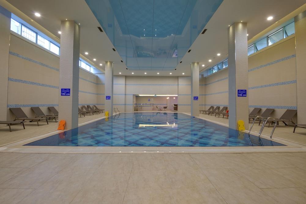 بايا بورسا هوتل - Indoor Pool