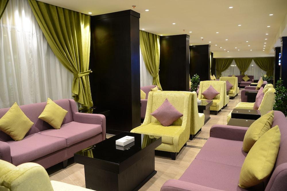 Beyab Al Hamra - Lobby Sitting Area