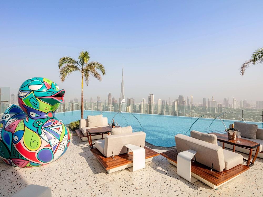 SLS Dubai Hotel & Residences - Pool