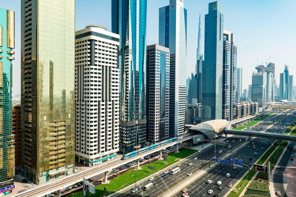 Four Points by Sheraton Sheikh Zayed Road, Dubai - Exterior
