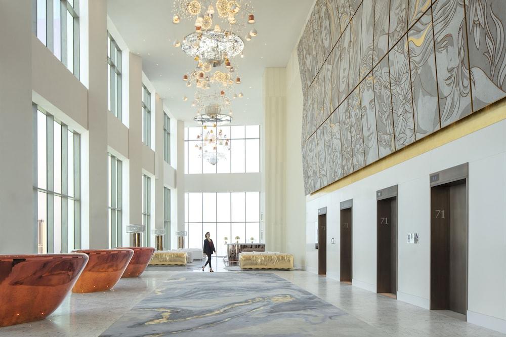 SLS Dubai Hotel & Residences - Lobby