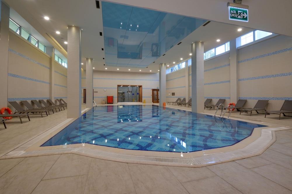 بايا بورسا هوتل - Indoor Pool