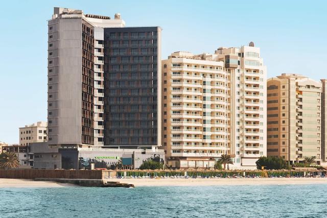 ويندام جاردن كورنيش العجمان